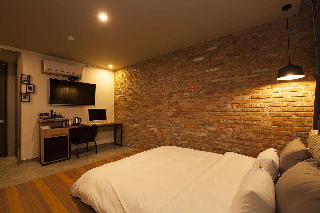 Hotel Gray Changwon Exterior photo